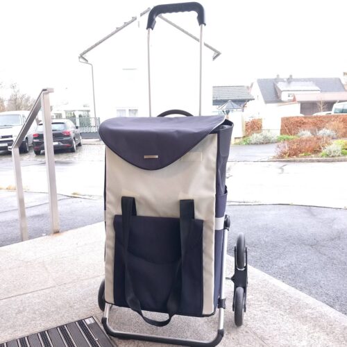 Einkaufstrolley mit 3 Rädern mit schwarz/weißer Tasche