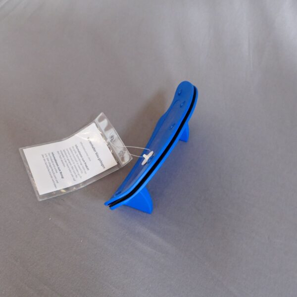 Kartenhalter blau gebogen – Bild 2